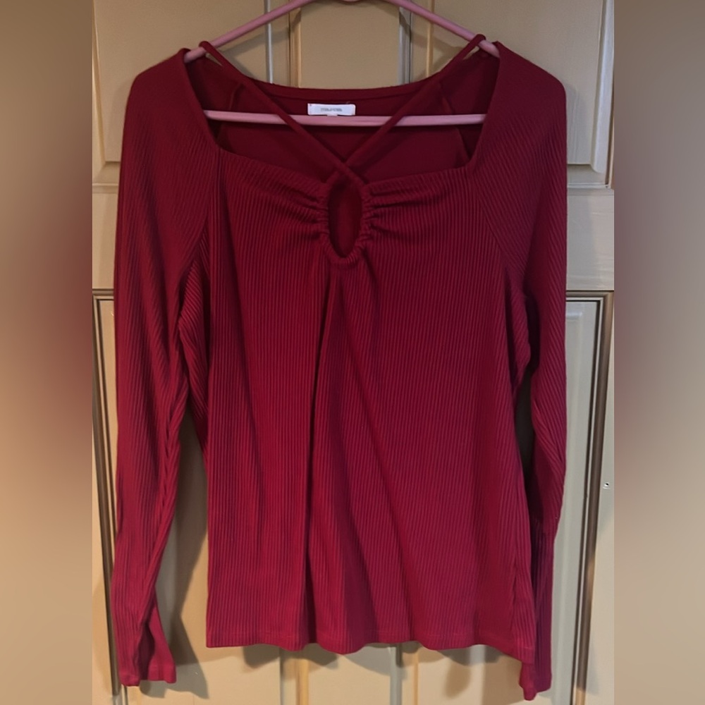 Women's Red Long Sleeve Top